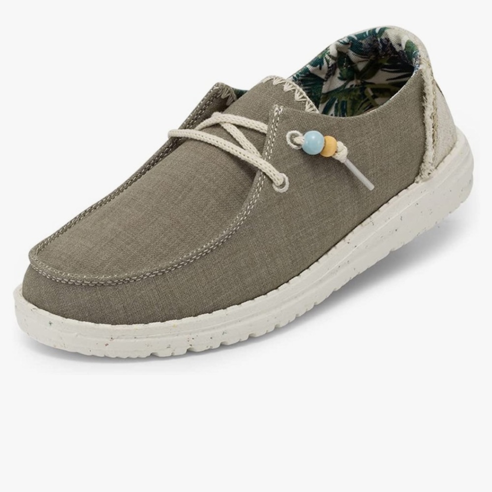NIB Hey Dude Wendy Natural Rosemary size 7
